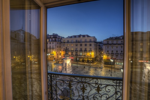 Lisbona, la vista dal Bairro Alto Hotel