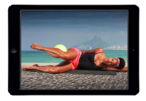 Fig.1 - Glutei rassodati! - Movimenti circolari che scolpiscono i glutei per prepararsi a ballare la samba tutta la notte