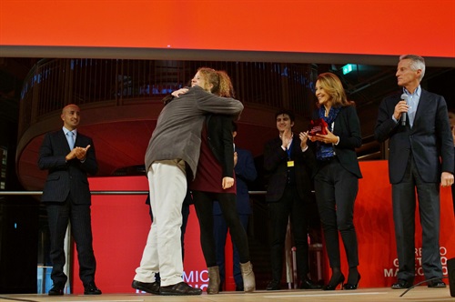 Il team di Scent riceve il Premio per l'impresa