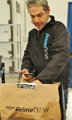 Invio del pacco dal Centro di Distribuzione di Milano