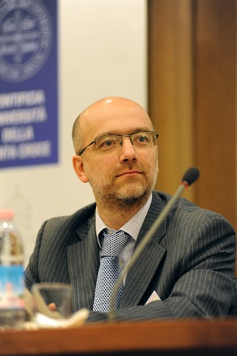 Lorenzo Cantoni, Direktor des Instituts für Kommunikationstechnologien, Verantwortlicher der UNESCO Chair in ICT to develop and promote sustainable tourism in World Heritage Sites, sowie Präsident der IFITT