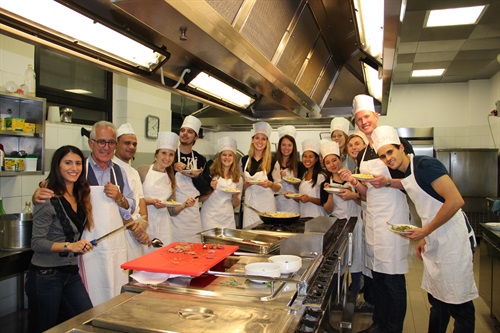 Studenti internazionali del corso di cucina  