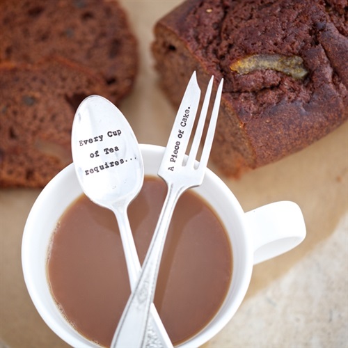 Cucchiaio da te' e forchetta da torta Every cup of tea requires a piece of cake - 31,50€.jpg