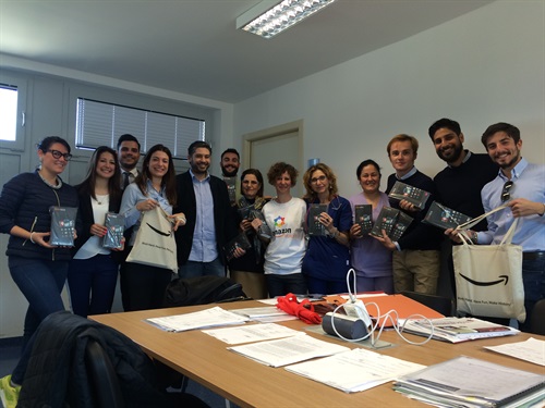 Amazon dona i tablet Fire HD all'Ospedale Oncologico di Cagliari con Rotaract