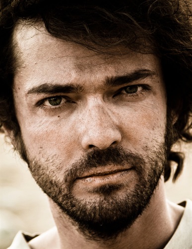 Massimo Volta, milanese, fotografo, regista e autore di romanzi di formazione