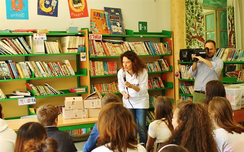 Giulia Poli, Responsabile Kindle Content di Amazon Italia, durante lo speech nel corso dell'evento