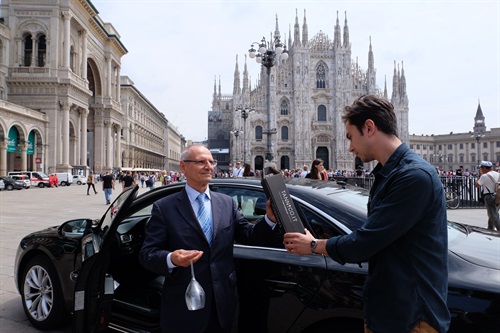 Tannico.it pensa all’aperitivo e Uber te lo consegna - Piazza Duomo, Milano