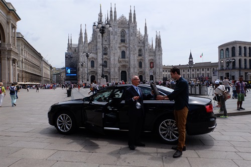 Tannico.it pensa all’aperitivo e Uber te lo consegna - Piazza Duomo, Milano