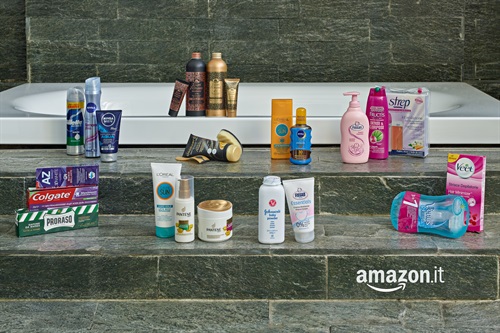 Amazon.it ha inaugurato oggi i negozi dedicati ai prodotti di bellezza e alla cura della persona, offrendo ai propri clienti la comodità di poter usufruire di consegne veloci e gratuite per centinaia di marche prestigiose. I nuovi negozi offrono più 