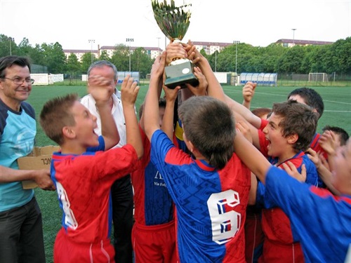 VITTORIA! - Marinella Demaria - Italia. Prime dal 2014.