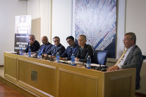 Il tavolo dei relatori alla conferenza stampa sul tema:  Il mal di schiena: stop ai farmaci inutili! organizzata dall''Associazione Italiana Chiropratici