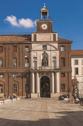 Facciata Università Cattolica