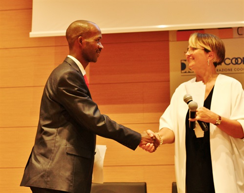 Andrè Ndereyimana premiato a EXPO