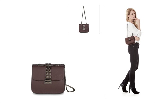 Showroomprive.it Christian Laurier  45€.jpg