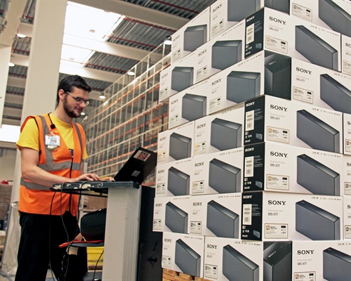 Centro di Distribuzione Amazon di Castel San Giovanni