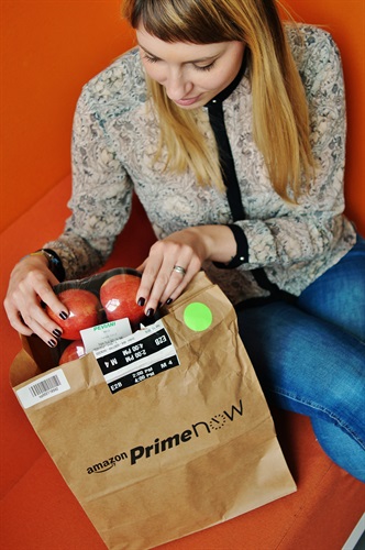 Frutta e verdura arrivano in ufficio con Amazon Prime Now (Credit: Marco Ferrario e Giulia Perfetti)