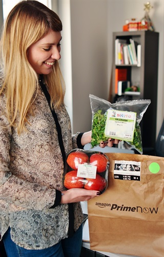 Frutta e verdura arrivano in ufficio con Amazon Prime Now (Credit- Marco Ferrario e Giulia Perfetti)