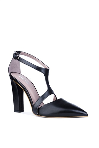 Showroomprive.it Gino Rossi  62 Euro.jpg