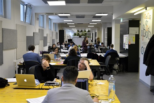Area di lavoro nel coworking