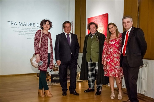 Da sx l'assessore alla cultura Elisa Amadasi del Comune di Collecchio, l'Onorevole Giuseppe Romanini, Philippe Daverio, Federica Rossi e il Sindaco di Collecchio Paolo Bianchi