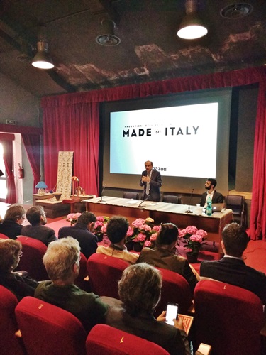 Un momento della conferenza