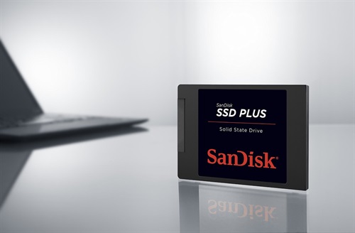 SanDisk Unità SSD Interna da 2,5 SSD Plus 240 GB, SATA III, fino a 530 MB-sec, Nero