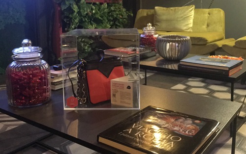 Debou al Luxus Hotel di Roma.jpg