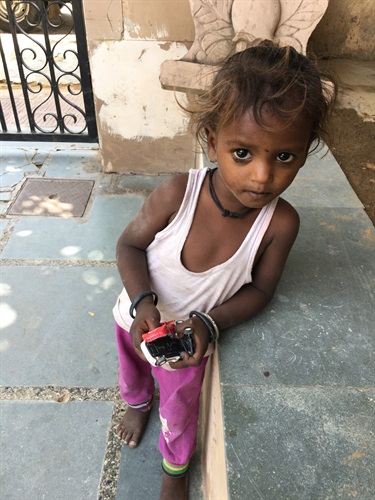 Bambina dell'orfanotrofio