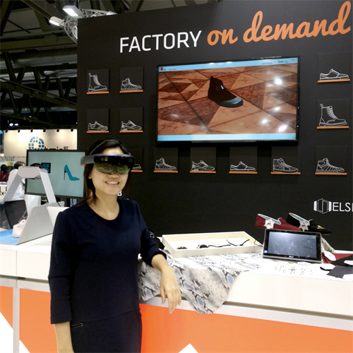 The Store of the Future & the Factory of the Future towards the era of Footwear 4.0: CONNECTED at SIMAC 2017