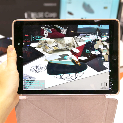 The Store of the Future & the Factory of the Future towards the era of Footwear 4.0: CONNECTED at SIMAC 2017