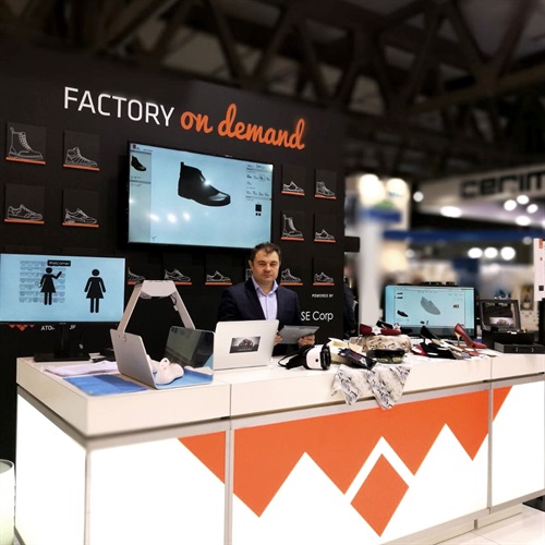 The Store of the Future & the Factory of the Future towards the era of Footwear 4.0: CONNECTED at SIMAC 2017