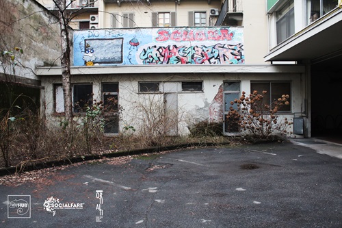 l'Hub_connecting_ideas basso edificio stato attuale.jpg