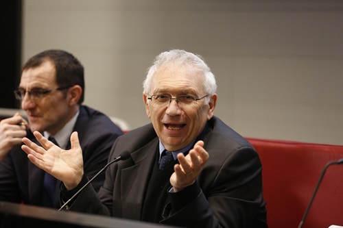 Patrizio Bianchi,
Assessore a coordinamento delle politiche europee allo sviluppo, scuola, formazione professionale, università, ricerca e lavoro