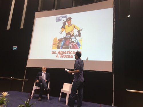 Momenti dell'intervista di Luca Attias a Diego Piacentini #ForumPA17