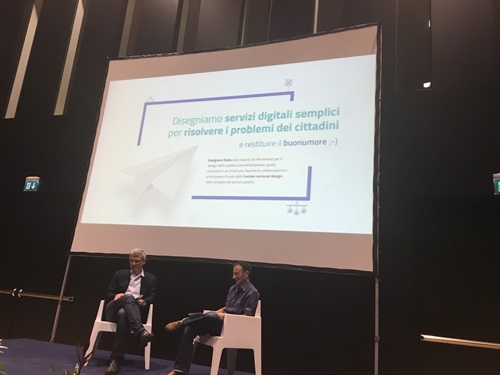 Momenti dell'intervista di Luca Attias a Diego Piacentini #ForumPA17