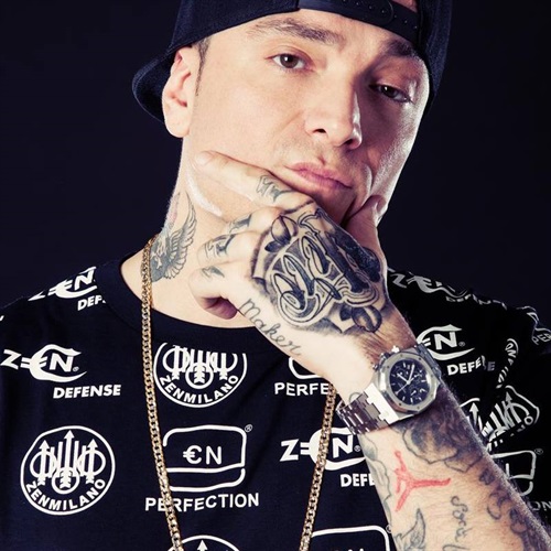 Guè Pequeno. oto Credits:  Guè Pequeno Facebook