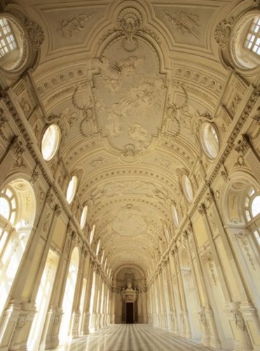 Reggia di Venaria Reale -
 The Galleria Grande. Source: Consorzio La Venaria Reale