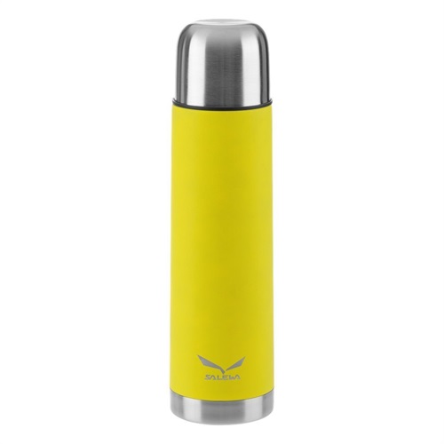 Thermos di Salewa, giallo - su Amazon.it 28,95 euro.