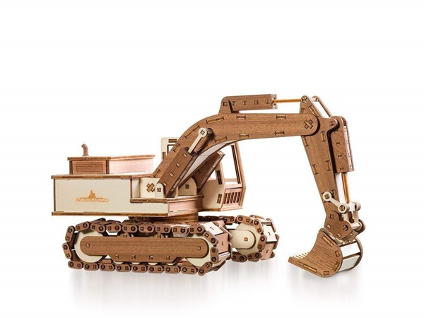Escavatore in legno da assemblare.
Prezzo indicativo: 48,00€ su Handmade di Amazon.it
