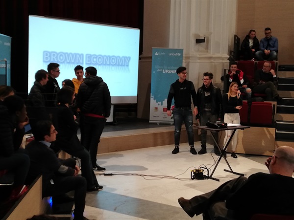 Idee in azione per UPSHIFT