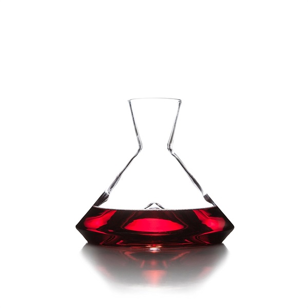 Monti-Decanter, creato dal designer Daniele Semeraro di Sempli.
