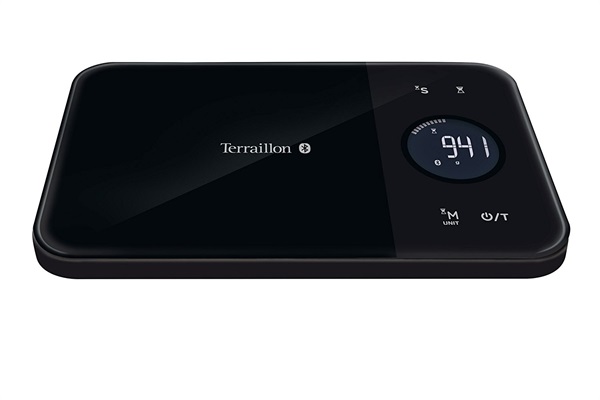 Bilancia da cucina connessa grazie al quale è possibile calcolare i valori nutrizionali degli alimenti di Nutrilab.