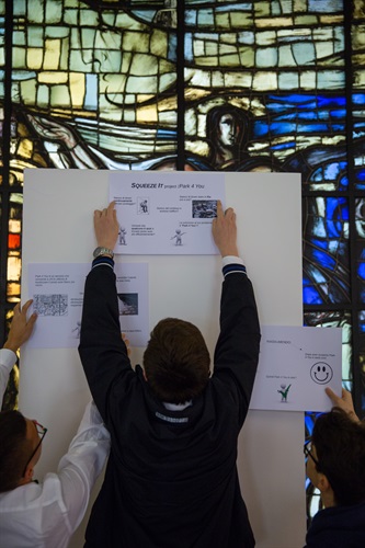 JA Italia - La  presentazione degli stand dei gruppi finalisti