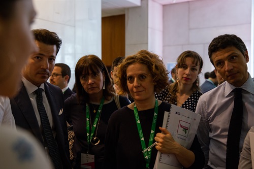 JA Italia - La  presentazione degli stand dei gruppi finalisti