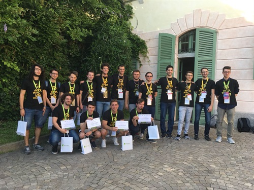 I vincitori con tutto il team di Elmec Informatica