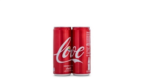 2 lattine Coca-Cola in edizione limitata “Love” disponibile su Amazon Prime Now