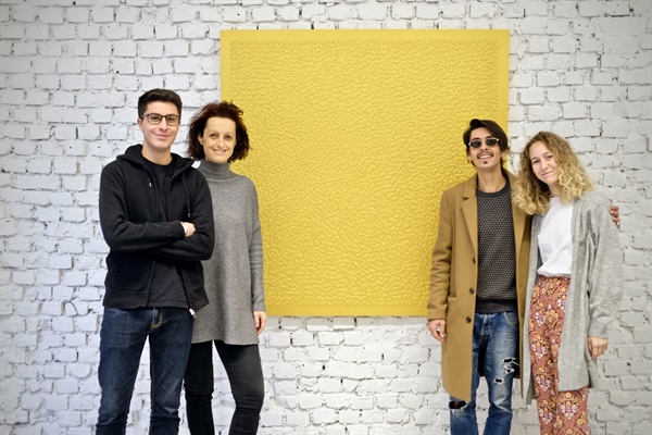 Alan Borguet e lo Staff di Artoday e la gallerista (Federico Montagna, Myriam Kühne-Rauner e Alessia Romano).jpeg