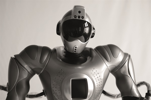 Robosapien V2 Media (Foto di Valentino Candiani)