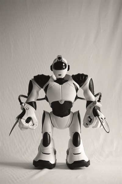 Robosapien V2 (Foto di Valentino Candiani)