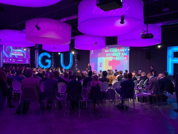 Corporate Entrepreneurship_plenaria 2.jpg